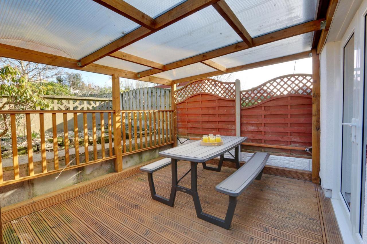 #Upmarket, Exceptional 4 Bed House, With Free Parking, Close To Amenities And Supermarkets Шефилд Екстериор снимка